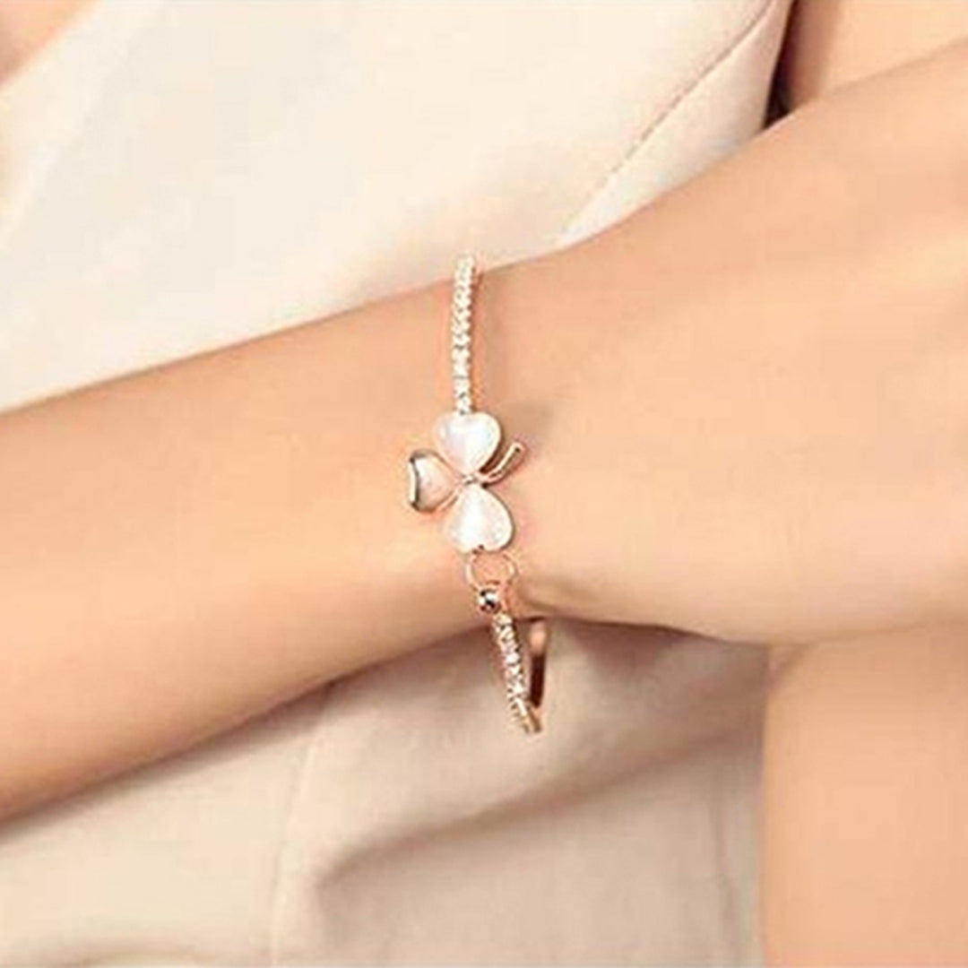 Women Bracelet Stylish Love Heart Shapes Alloy Women Chain Bracelet for Daily Life Image 1