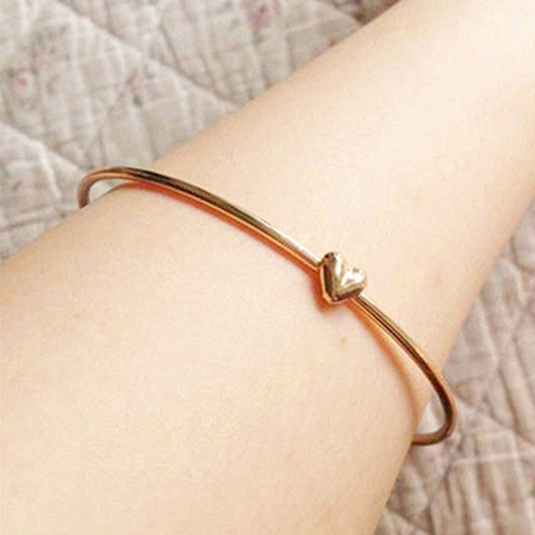 Bangle Non-fading Love Heart Pattern Electric-plated Alloy Charming Women Bracelet for Dairy Life Image 1