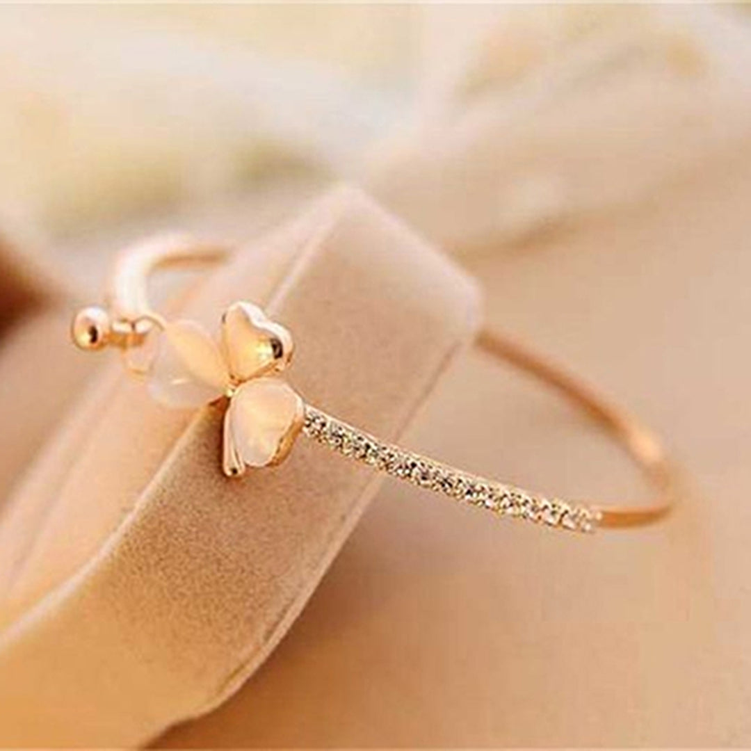 Women Bracelet Stylish Love Heart Shapes Alloy Women Chain Bracelet for Daily Life Image 4