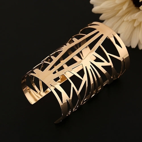 Fashion Golden Hollow Patterned Bangle Opening Cuff Barcelet Jewelry Gift Image 2