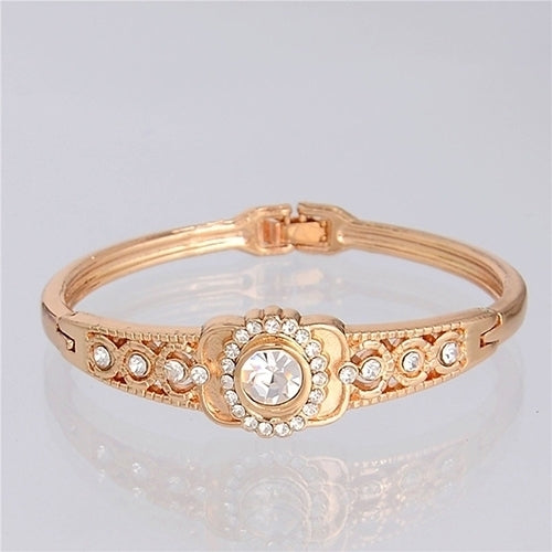 Womens Fashion Gold Plated Rhinestone Exquisite Twist Bangle Charm Jewelry Gift Image 4