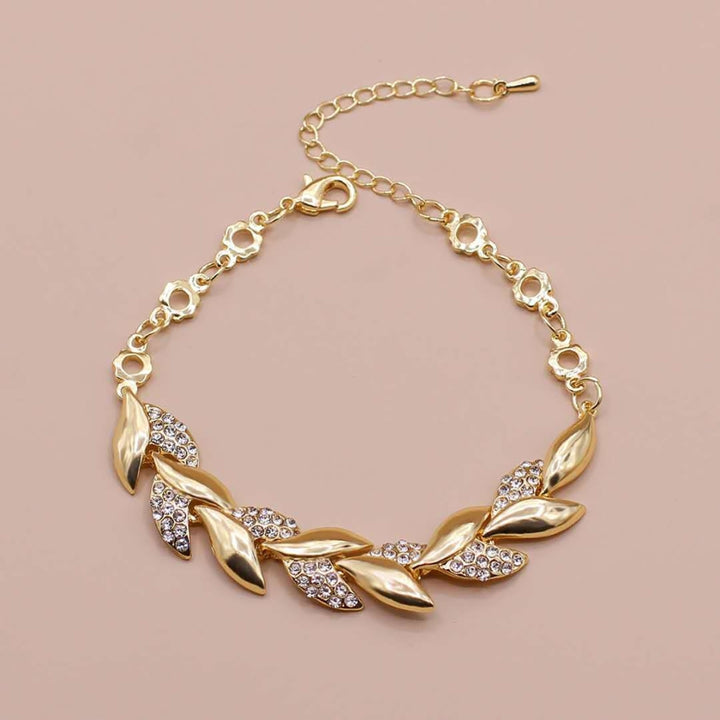 Adjustable Golden Leaves Rhinestone Bracelets Elegant Leaf Bangle for Women Image 7