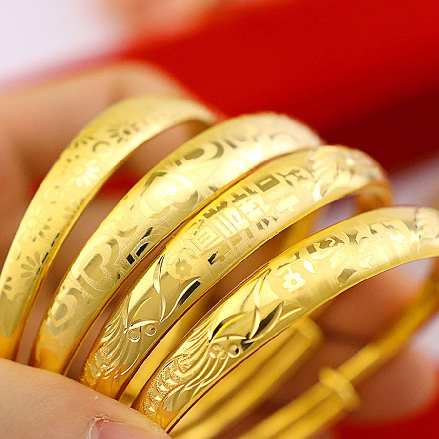 Charm Bracelet Exquisite Non-fade Adjustable Golden Color Bangle for Wedding Image 1