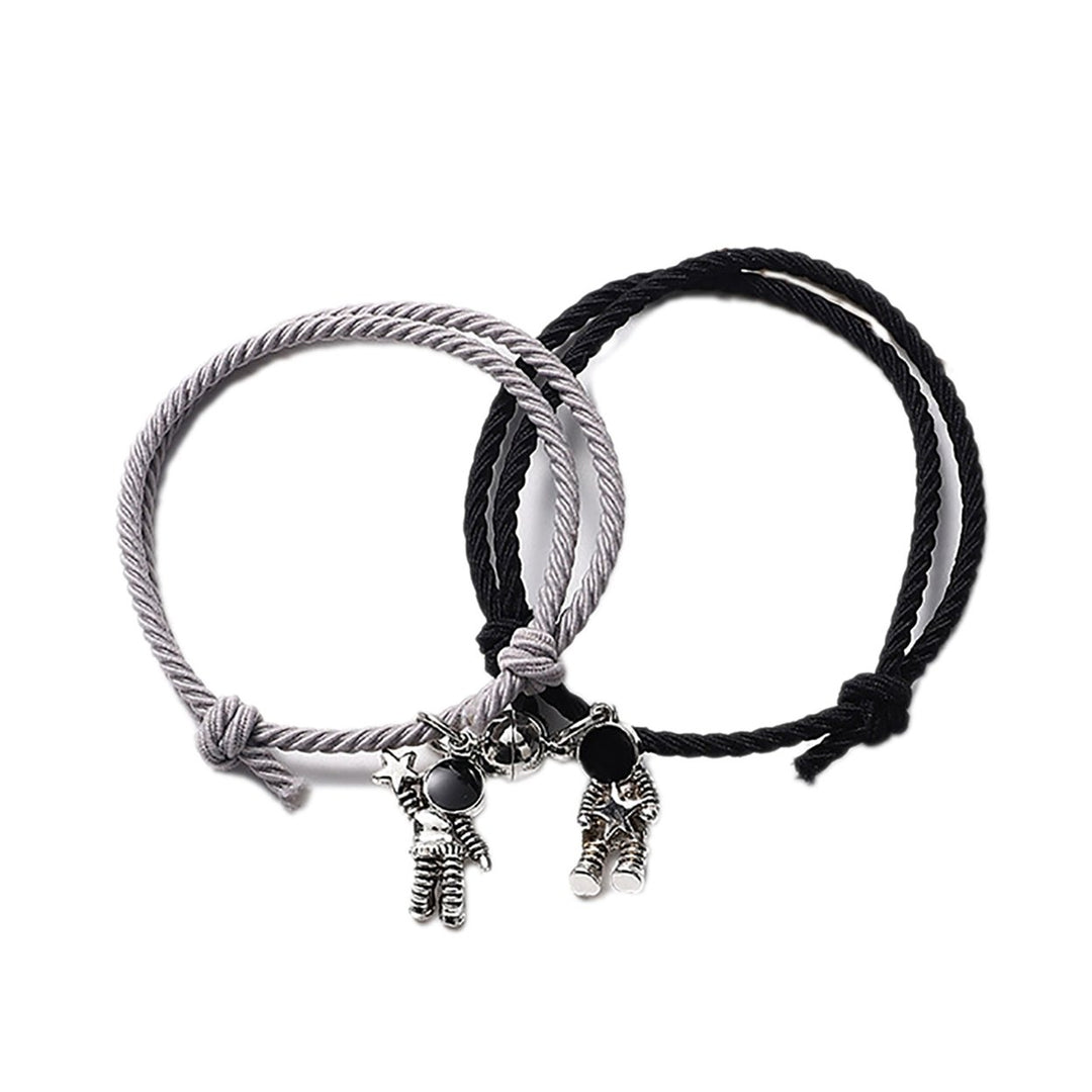 Bracelet Exquisite Multi-use Alloy Astronaut Shape Elastic Couple Bracelet for Valentine Day Image 1