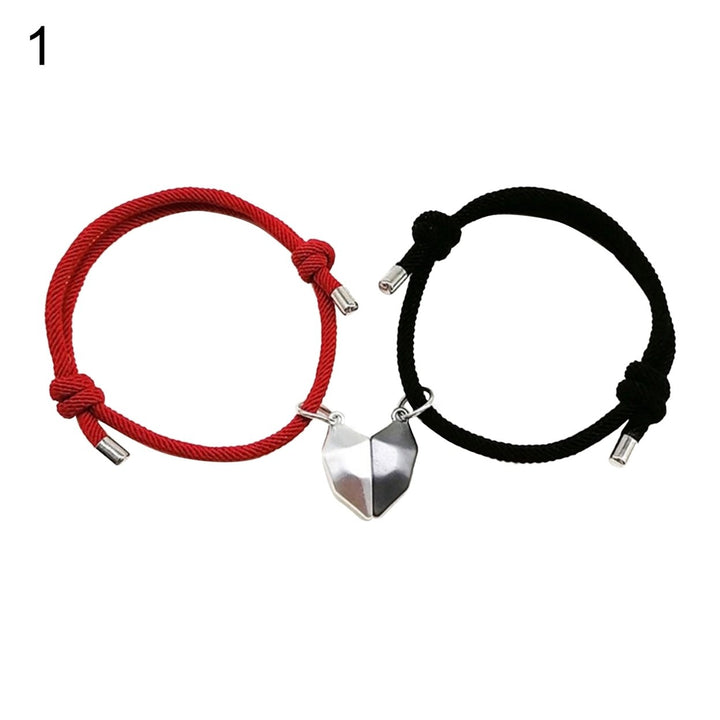 1 Pair Couple Bracelets Adjustable Length Heart Pendant Eye-catching Distance Magnet Attraction Bracelet for Home Image 1