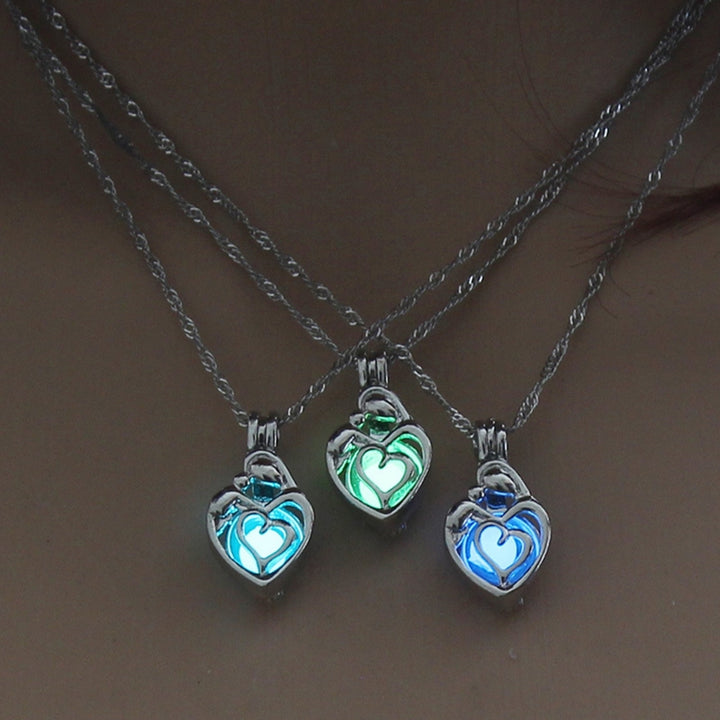 Luminous Necklace Skin-friendly Rust-proof Alloy Heart Shaped Jewelry Necklace Decor for Women Image 9