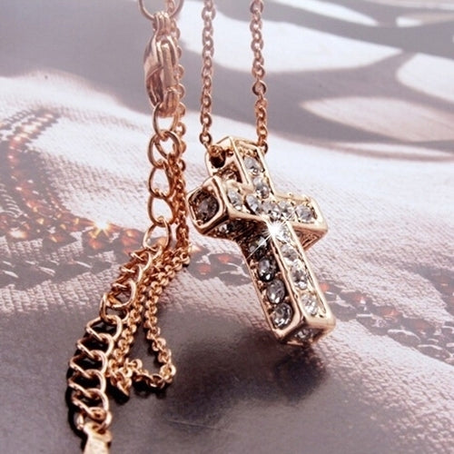 Women Shiny Rhinestone Inlaid Cross Pendant Necklace Fashion Casual Jewelry Image 4