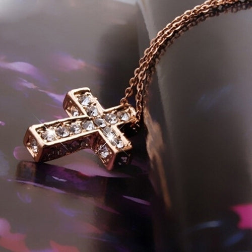 Women Shiny Rhinestone Inlaid Cross Pendant Necklace Fashion Casual Jewelry Image 6