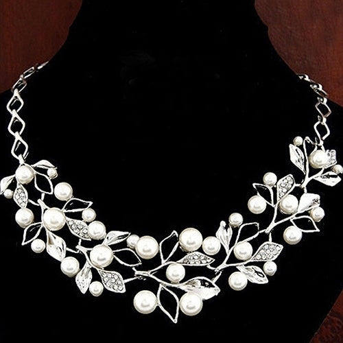 Womens Luxury Choker Faux Pearl Leaf Hollow Short Chain Necklace Jewelry Image 3