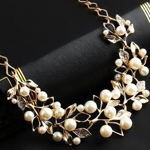 Womens Luxury Choker Faux Pearl Leaf Hollow Short Chain Necklace Jewelry Image 6