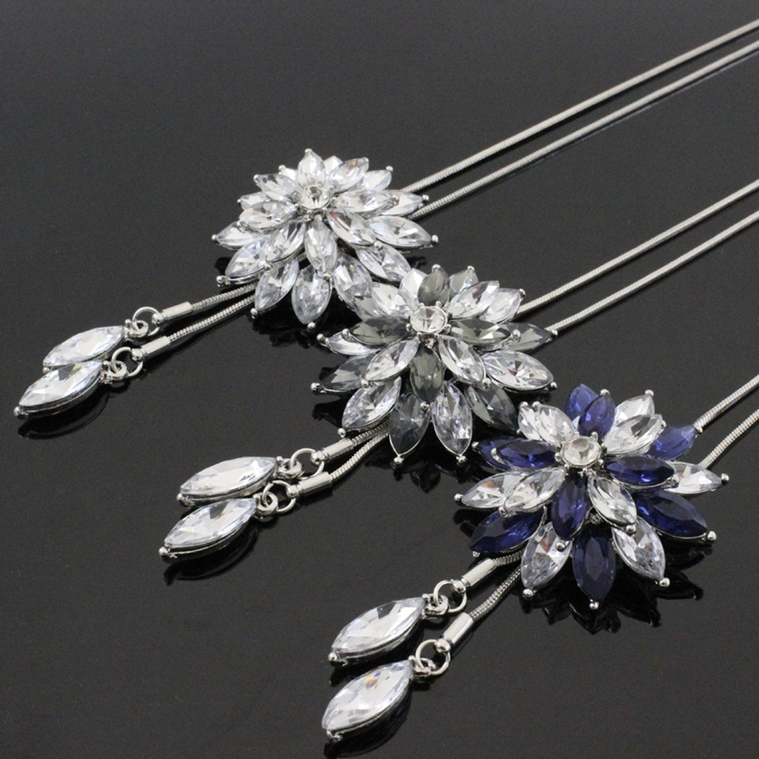 Sweater Chain Snowflake Pendant Attractive Accessories Rhinestone Inlaid Necklace for Women Image 7