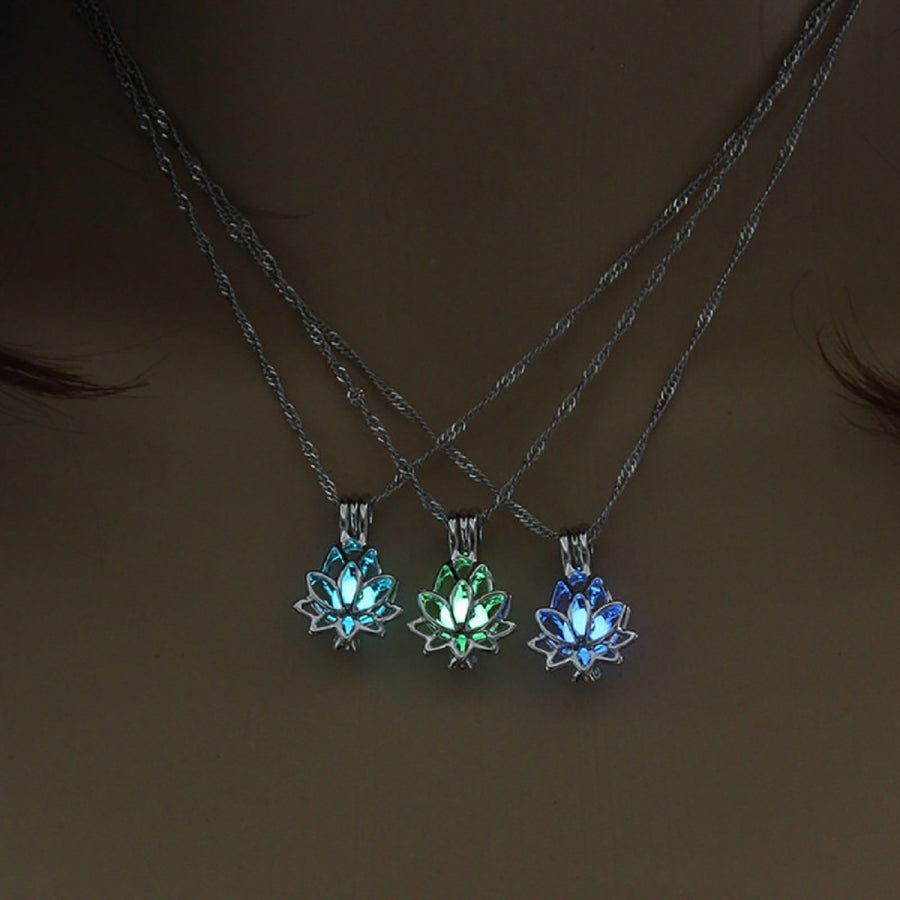 Necklace Hollow Lotus Souvenir Gift Alloy Glowing Jewelry Pendant Chain for Women Image 1