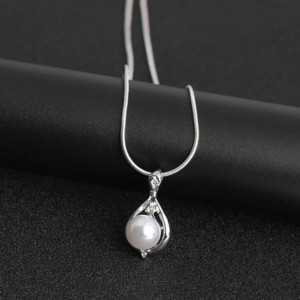 Fashion Women Round Imitation Pearl Pendant Necklace Wedding Party Jewelry Gift Image 2