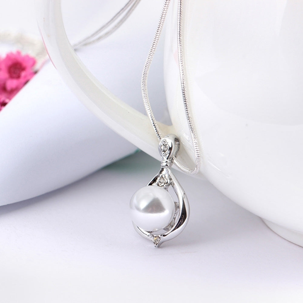 Fashion Women Round Imitation Pearl Pendant Necklace Wedding Party Jewelry Gift Image 6