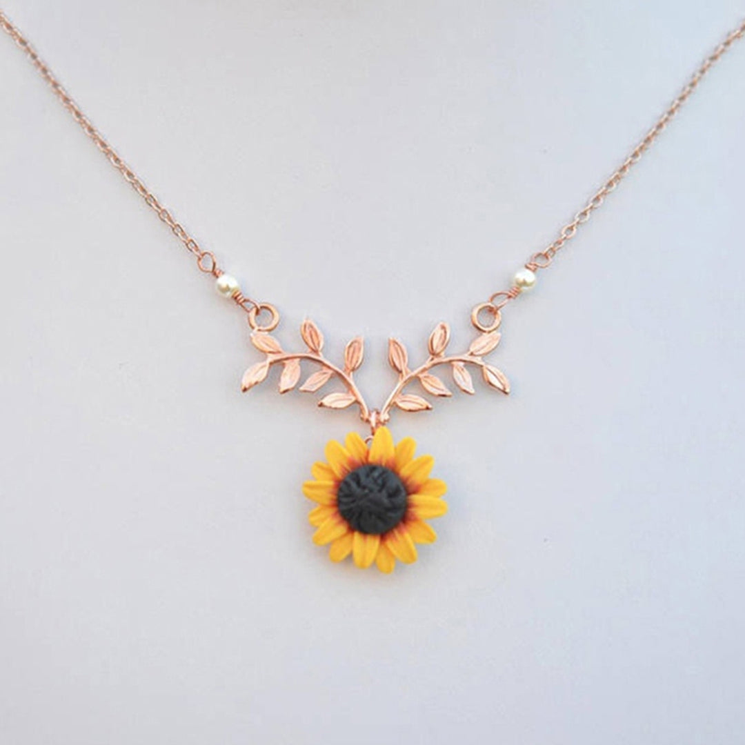 Leave Shape Sunflower Pendant Alloy Luxury Choker Necklace for Party Image 7