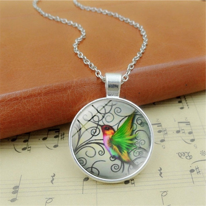 Fashion Women Green Hummingbird Cabochon Glass Pendant Necklace Jewelry Gift Image 1