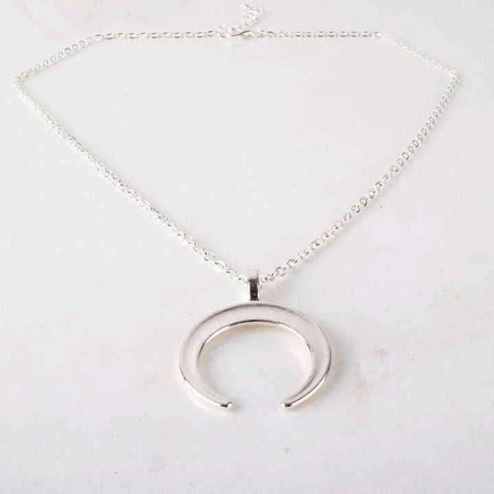 Simple Women Crescent Moon Pendant Chain Necklace Banque Jewelry Birthday Gift Image 4