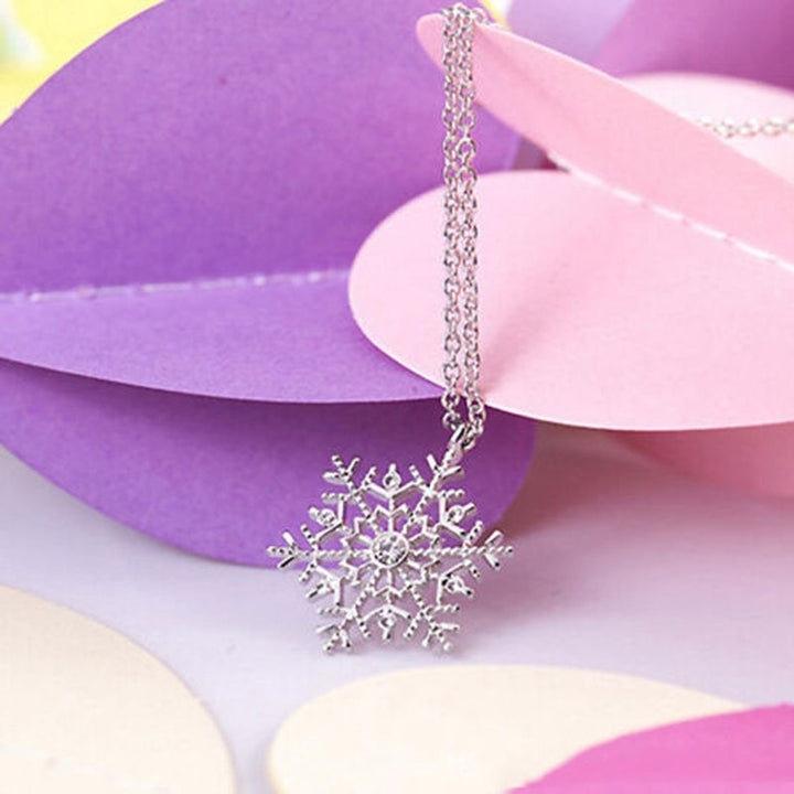 Fashion Frozen Snowflake Shiny Rhinestone Pendant Chain Necklace Christmas Gift Image 2