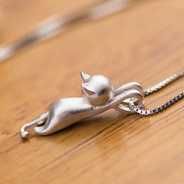 Fashion Women Silver Plated Cute Climbing Cat Charm Pendant Necklace Jewelry Image 3