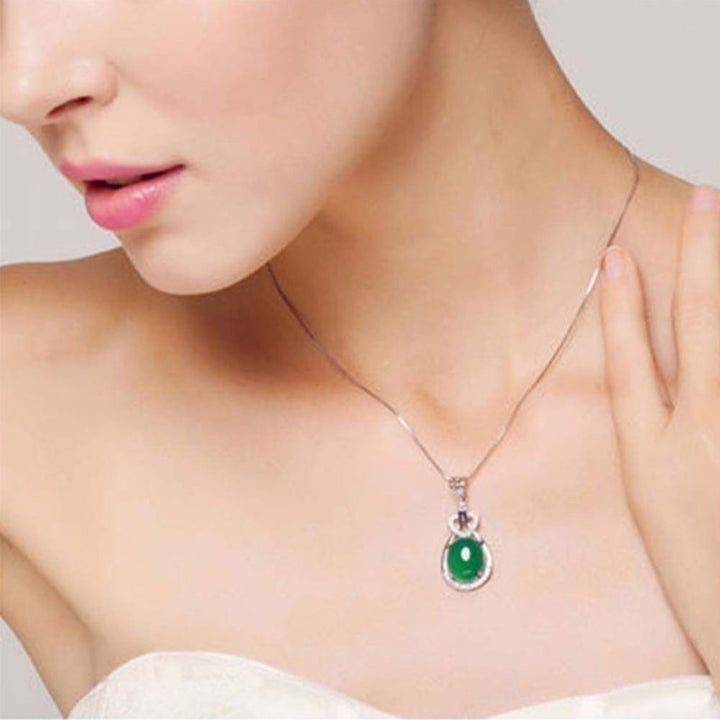 Natural Emerald Luxurious Pendant Wedding Party Charming Women Jewelry Gift Image 4