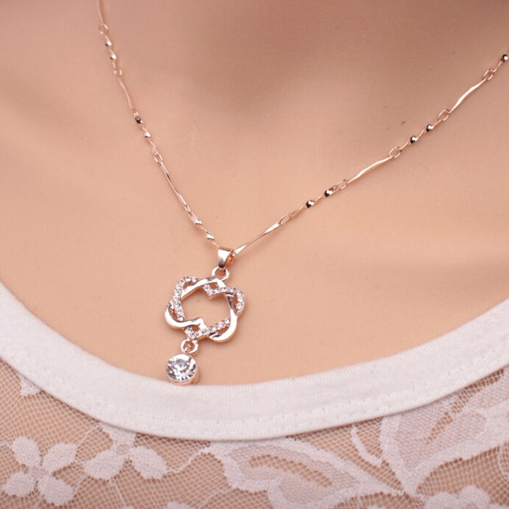 Women Double Heart Concentric Pendant Rhinestone Inlaid Chain Necklace Jewelry Image 4