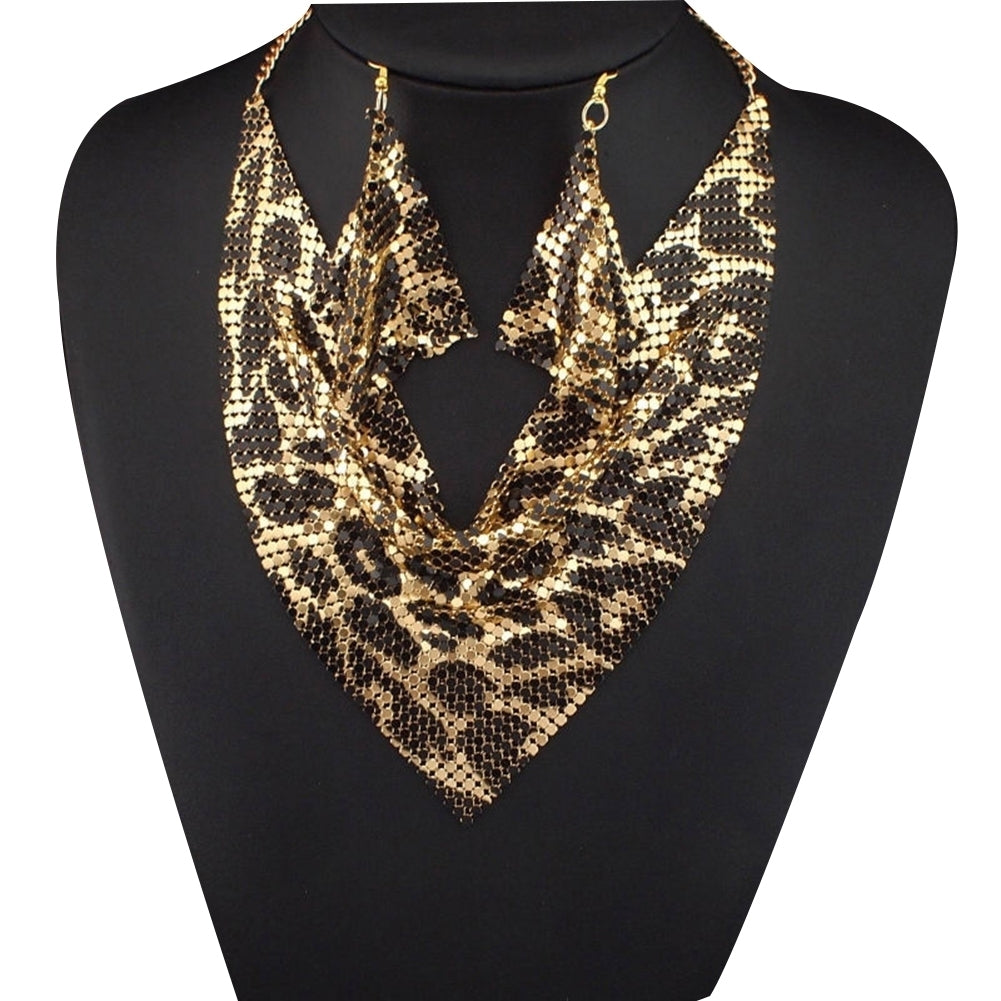 2Pcs Women Triangular Scarf Sequins Charm Statement Bib Necklace Earrings Image 4