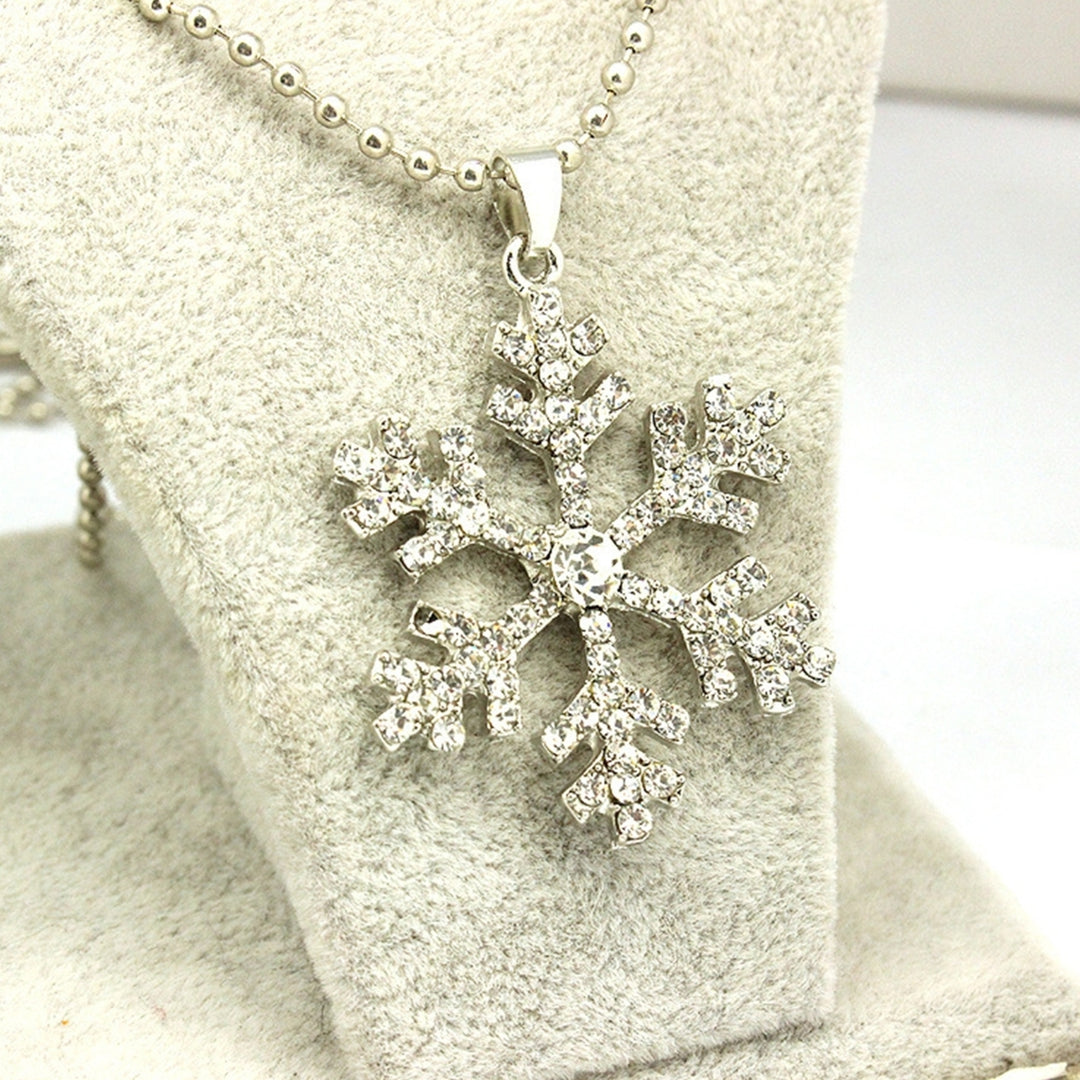 Women Fashion Snowflake Blue White Rhinestone Alloy Necklace Pendant Jewelry Image 4