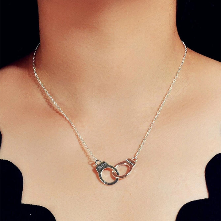 Necklaces Handcuffs O Chain Unique Design Stainless Steel Infinity Interlocking Circle Collar Statement Necklace for Image 2