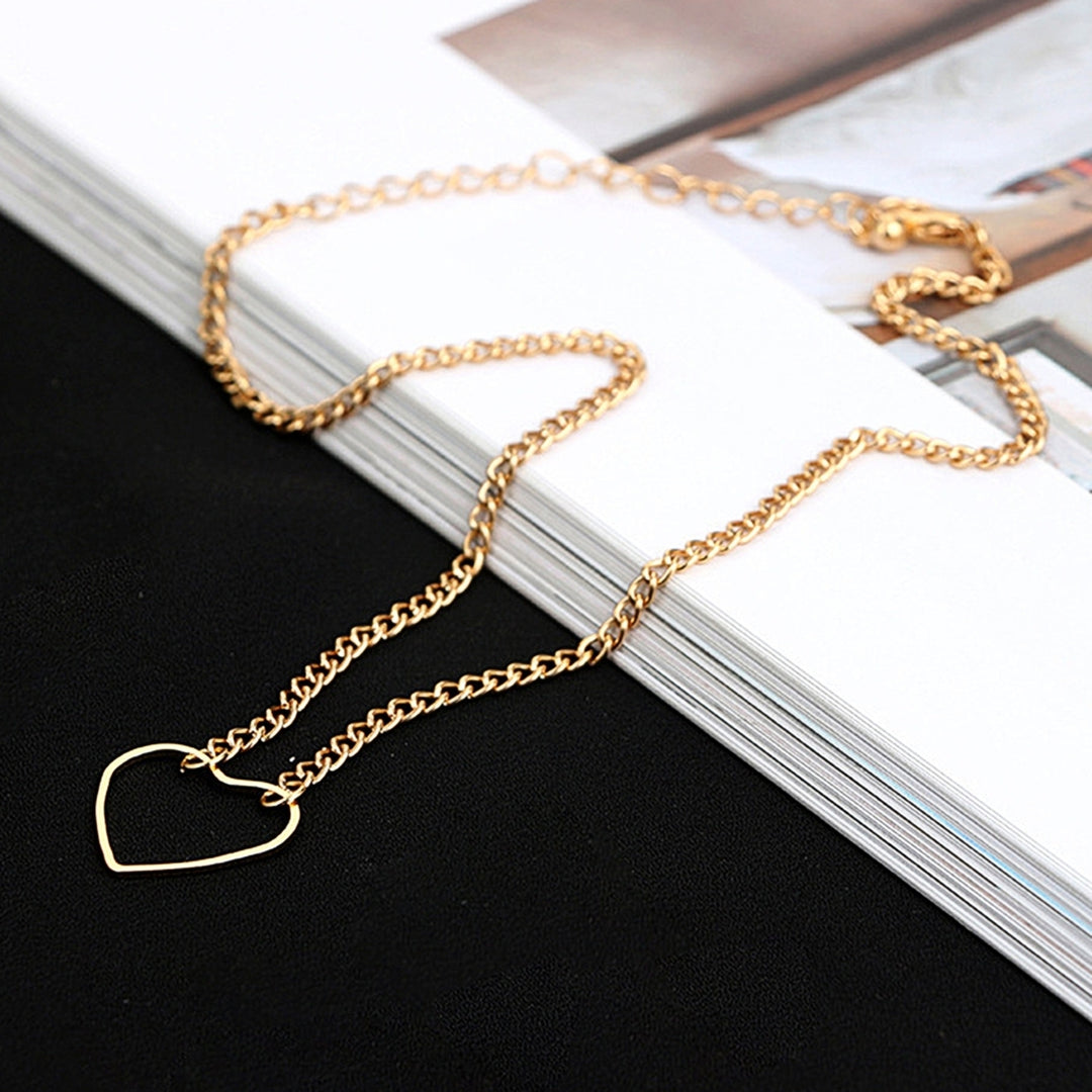 Women Simple Heart-shaped Hollow Pendant Necklace Choker Chain Accessory Gift Image 4