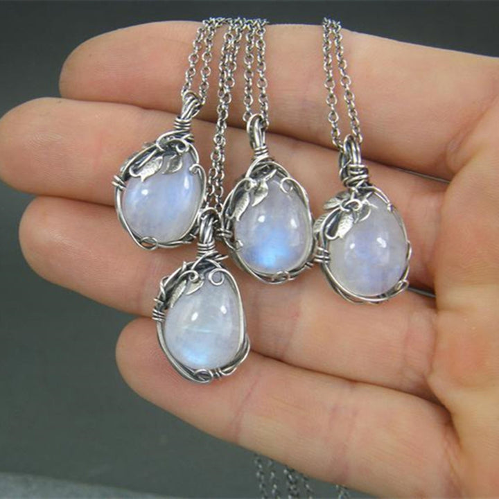 Clavicle Necklace Extension Chain Leaf Print Fine Workmanship Faux Moonstone Pendant Charm Necklace for Women Image 4