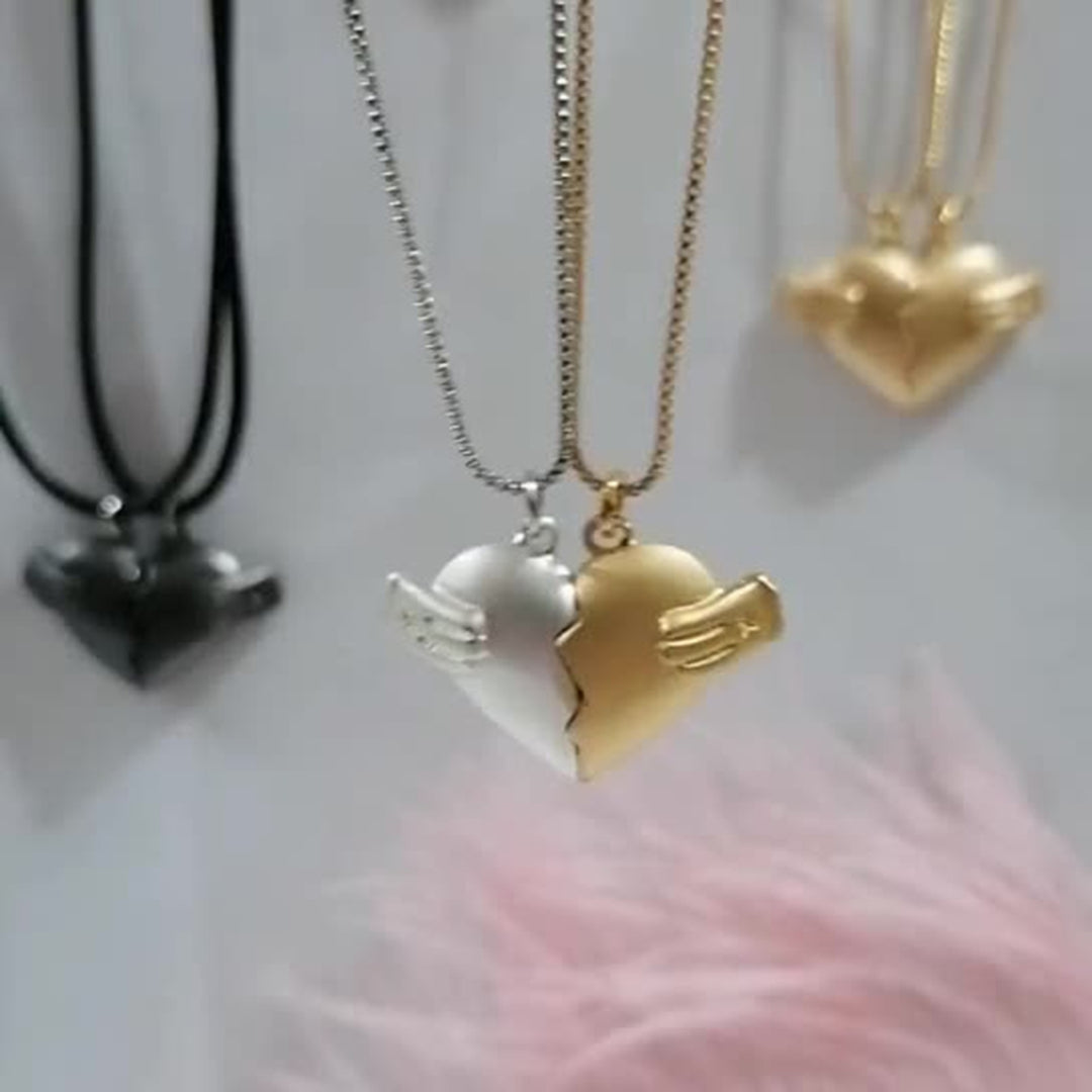 1 Pair Heart-Shaped Pendant Matching Necklace with Magnet Alloy Comfortable Wear Couples Necklace for Daily Wear Image 11