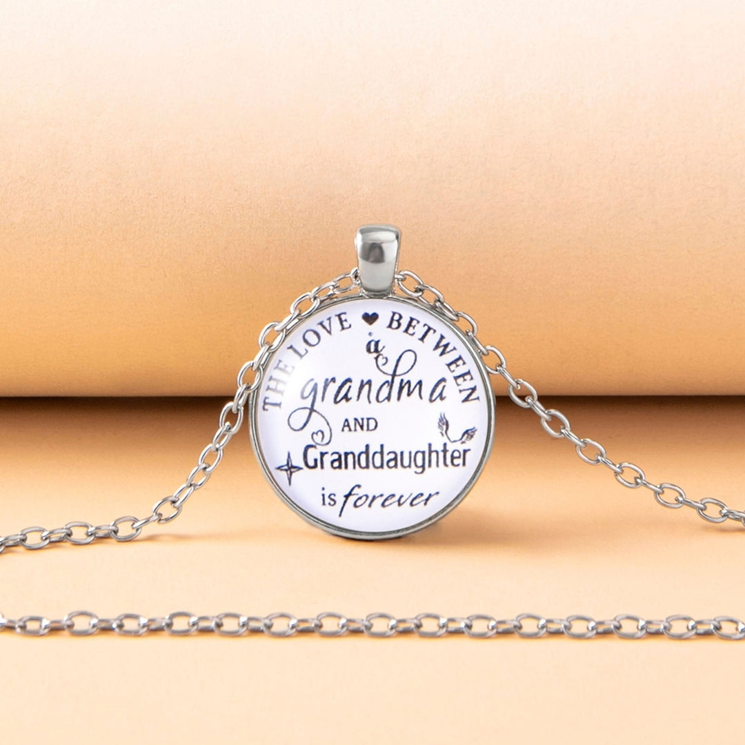 Letter Print Link Chain Pendant Necklace Lightweight Grandma Granddaughter Round Tag Sweater Necklace Family Gift Image 1