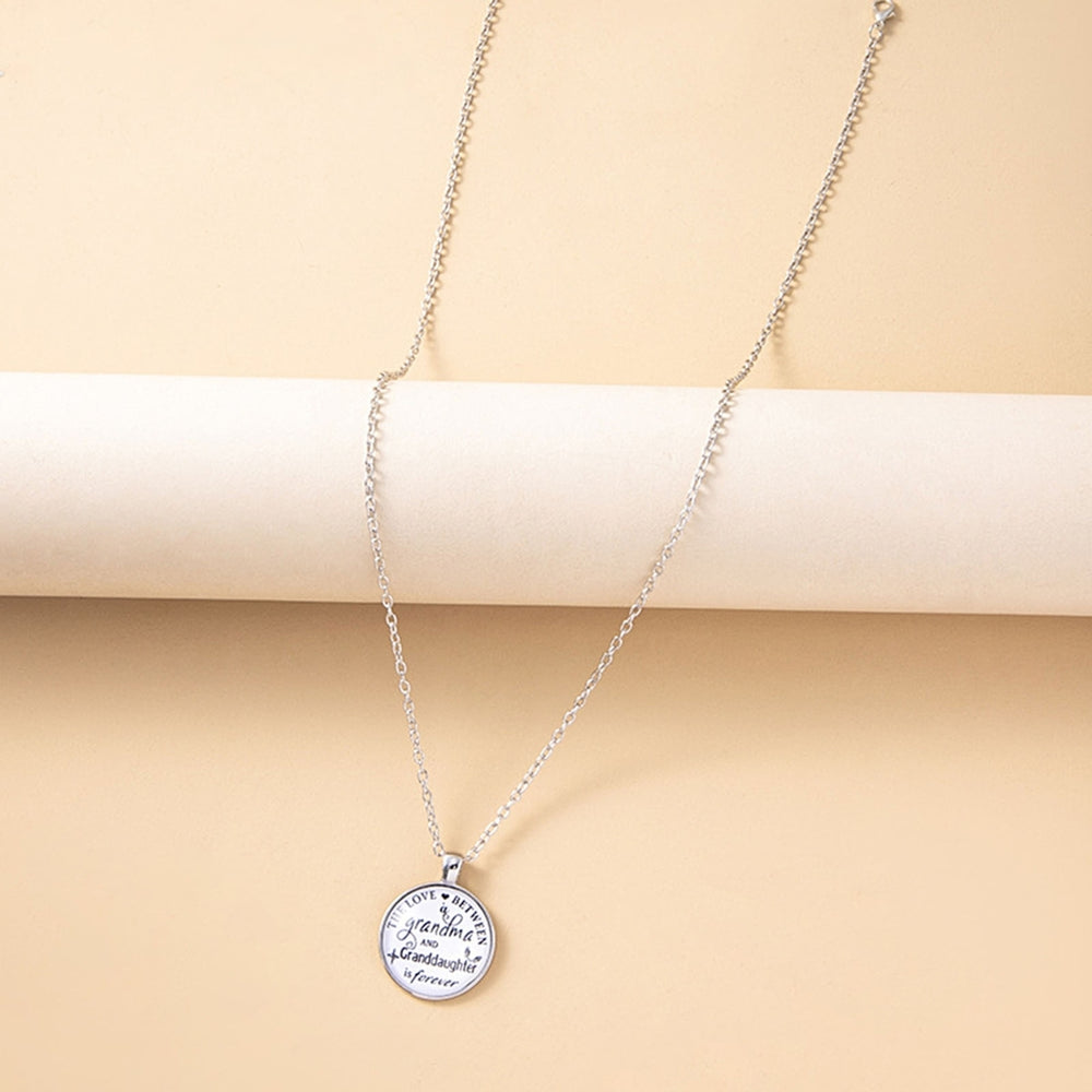 Letter Print Link Chain Pendant Necklace Lightweight Grandma Granddaughter Round Tag Sweater Necklace Family Gift Image 2