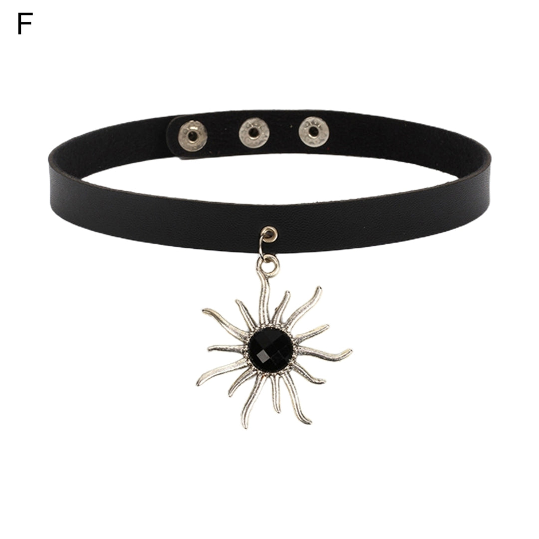 Women Choker Heart Hip Hop Faux Leather Exaggerated Rivets Collar Choker for Daily Wear Image 7