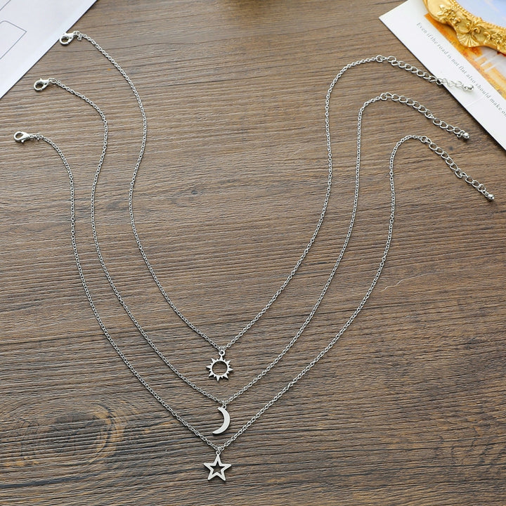 3Pcs Unisex Necklaces Sun Moon Star Adjustable Jewelry Exquisite Cute Clavicle Necklaces for Party Image 4