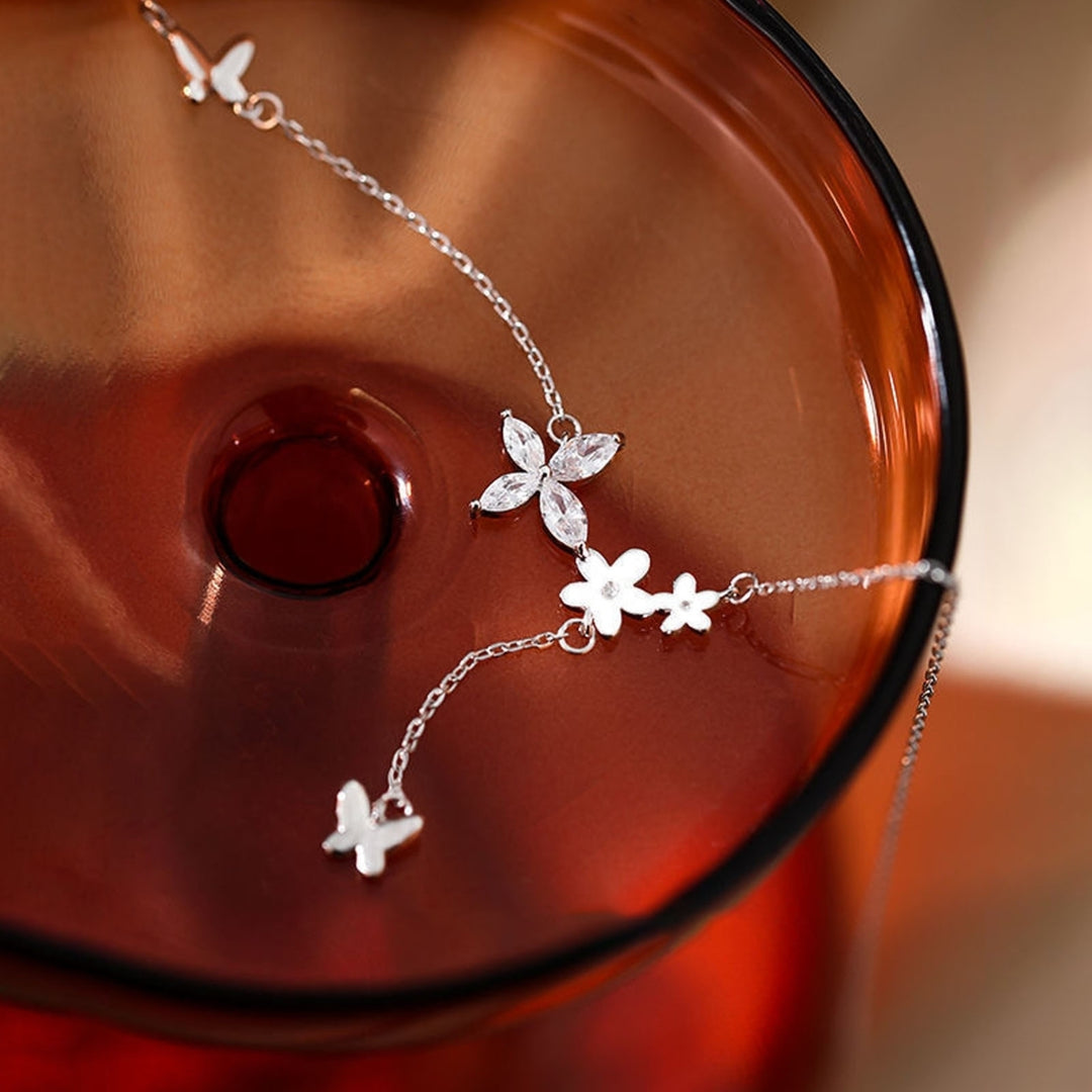 Artistic Ladies Necklace Polished Shining Butterfly Decor Clavicle Necklace for Party Image 7