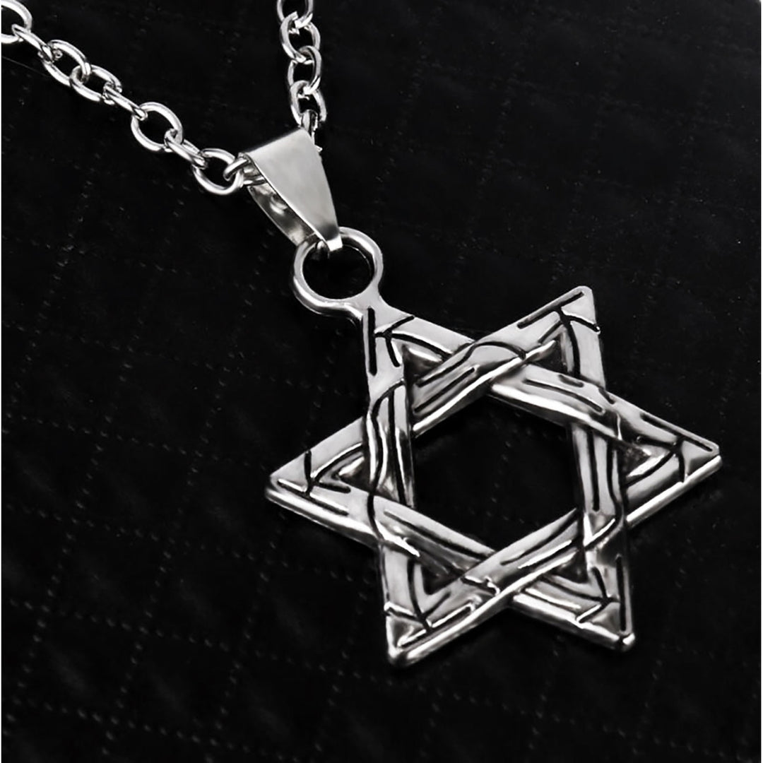 Men Necklace Solid Color Star Shape Hip-hop Style Retro Men Pendant for Daily Wear Image 3