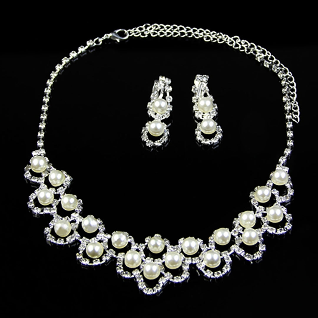 3Pcs Engagement Jewelry Set Faux Pearls Decor  Shiny Women Necklace Earrings Jewelry Set for Wedding Image 4