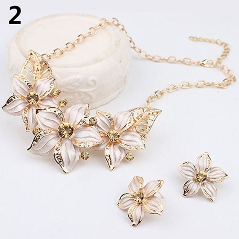 Fashion Women Rhinestone Flower Statement Pendant Necklace Earrings Jewelry Set Image 4