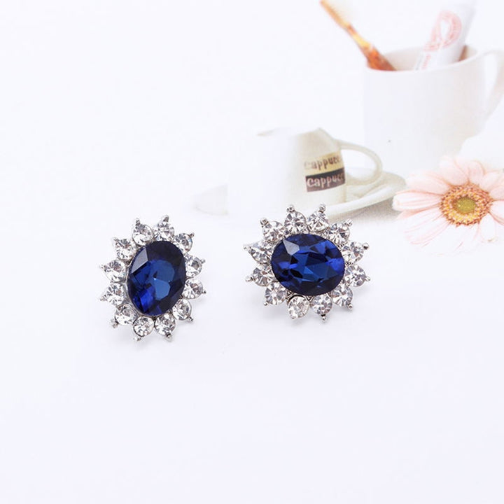 Jewelry Set Elegant Skin-friendly Alloy Fashion Earrings Jewelry Set for Party Image 8