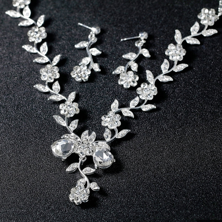 Women Rhinestone Leaves Flower Necklace Stud Earrings Wedding Bridal Jewelry Set Image 4