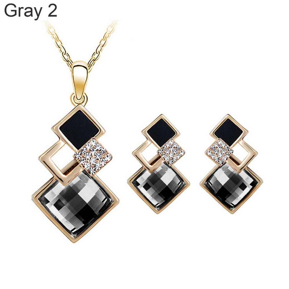 2Pcs Geometric Pendant Necklace Earrings Set Faux Crystal Alloy Shiny Bridal Stud Earrings Necklace Set Jewelry Image 2