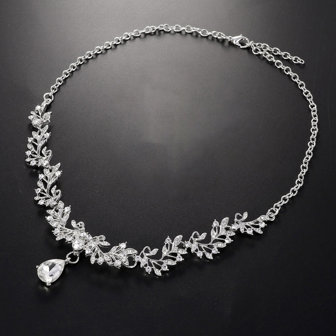 1 Set Bridal Necklace Earrings Leaf Rhinestone Jewelry Adjustable Lightweight Jewelry Set for Wedding Image 4