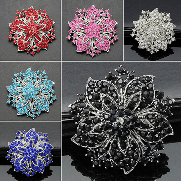 Brooch Pin Exquisite Anti-rust Silver Plated Rhinestone Round Blossom Flower Breastpin for Dating Image 10