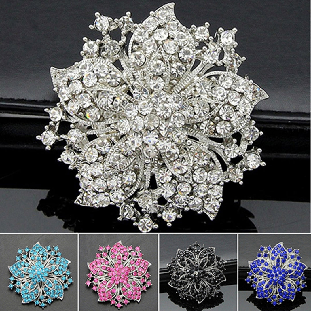 Brooch Pin Exquisite Anti-rust Silver Plated Rhinestone Round Blossom Flower Breastpin for Dating Image 12