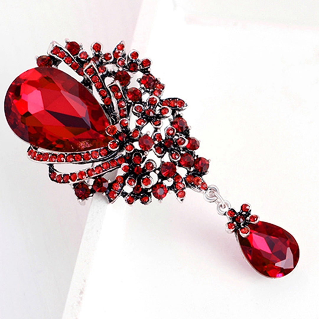 Brooch Pin Big Rhinestone Hollow Design Alloy Engagement Jewelry Brooch for Women Image 11