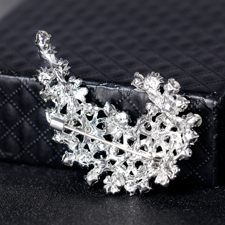 Elegant Jewelry Flower Shiny Rhinestone Womens Scarf Brooch Pin Accessory Gift Image 12