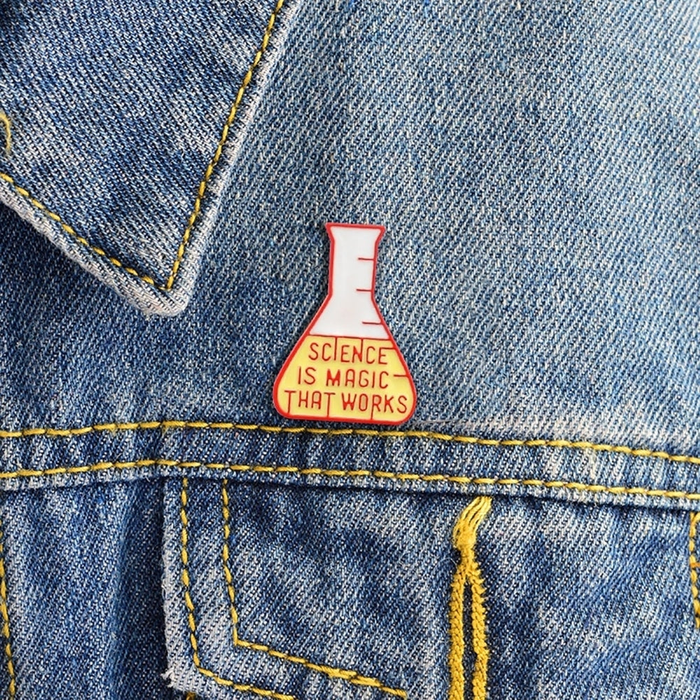 Magic Scientific Chemical Experiment Test Bottle Brooch Pin Denim Lapel Badge Image 1