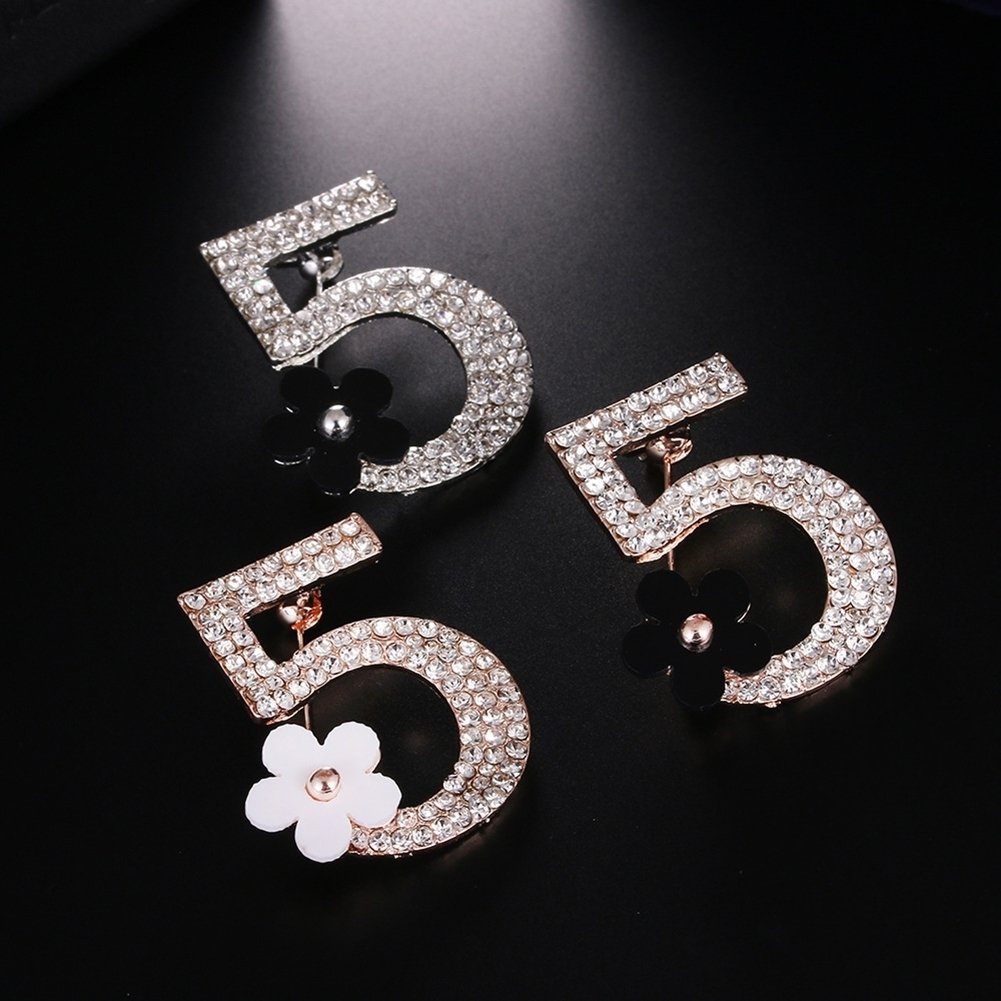 Women Fashion Number 5 Flower Rhinestone Brooch Pin Clothes Badge Jewelry Gift Image 4