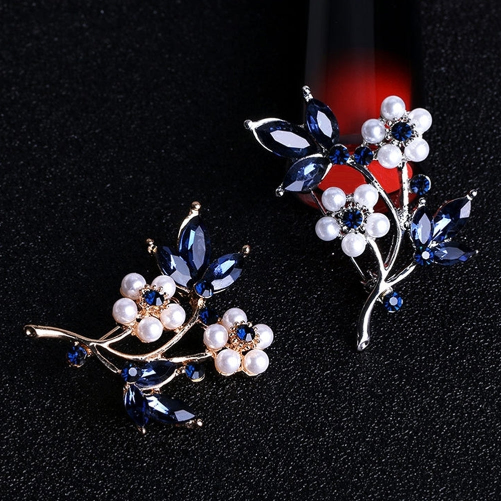 Women Faux Pearl Rhinestone Petals Flowers Brooch Pin Jewelry Clothing Accessory Image 2